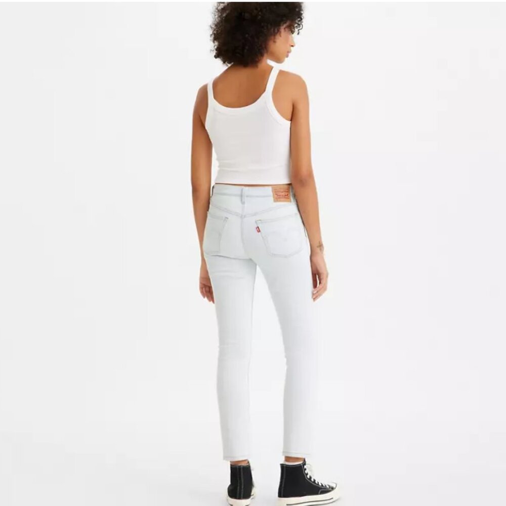 Levi’s 501 Skinny Jeans 28 x 28 Button Fly Light Wash Destructed NWT
